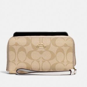 ❗️FIRM PRICE❗️NWT Coach phone wallet